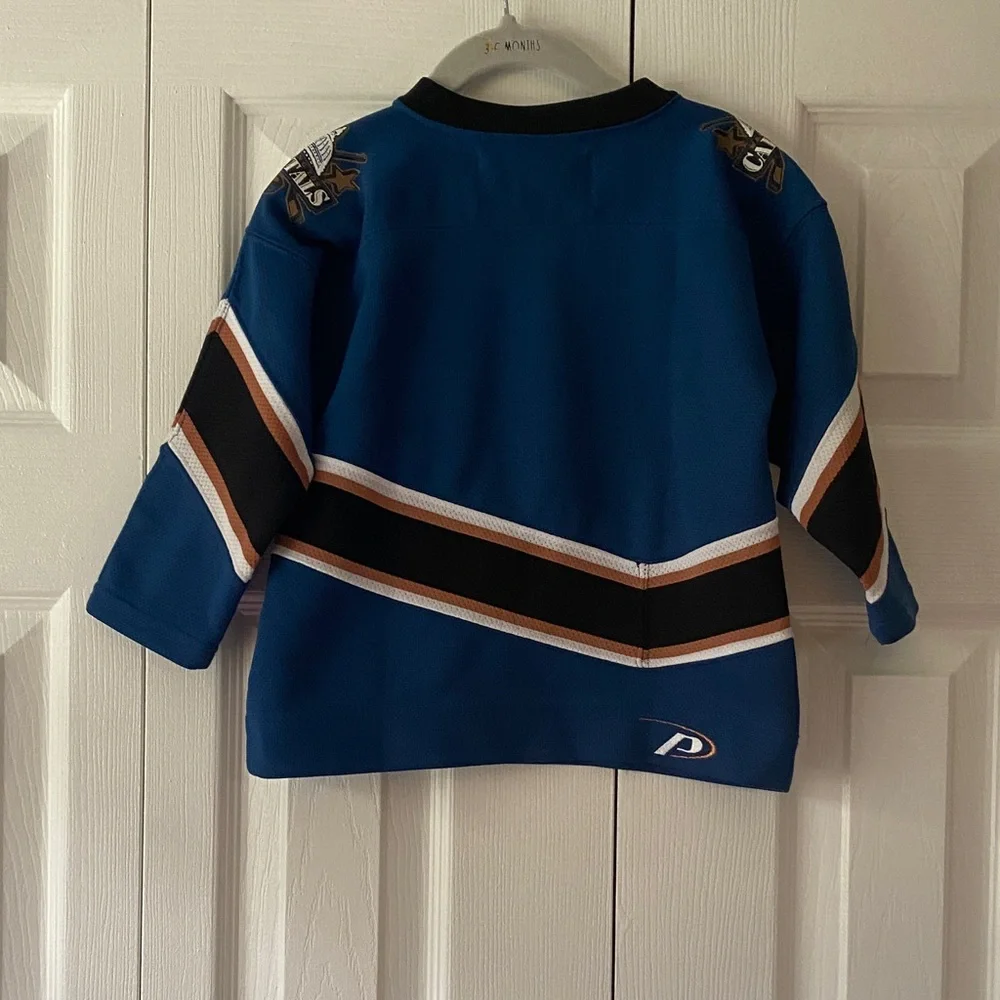 NHL Capitals Kids Blue and Black Jersey - Picture 3 of 3